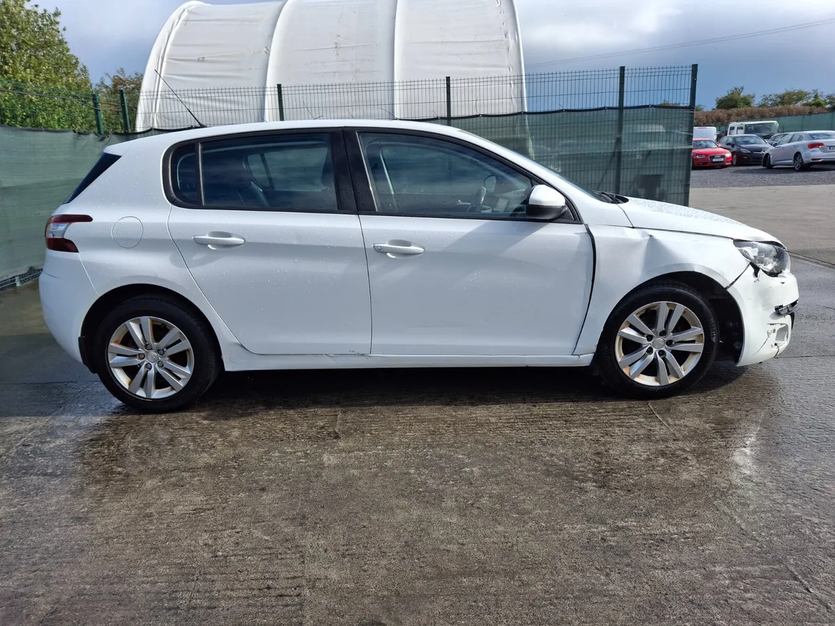 2017 Peugeot 308  1.6 Diesel - Image 4
