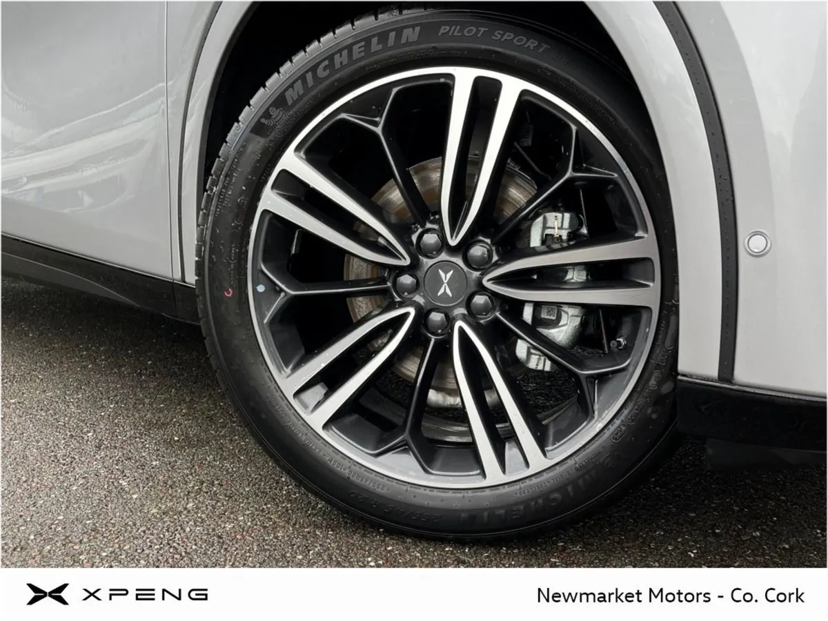 XPENG G6 Long Range 87.5 KWH Battery With 570 KM - Image 4