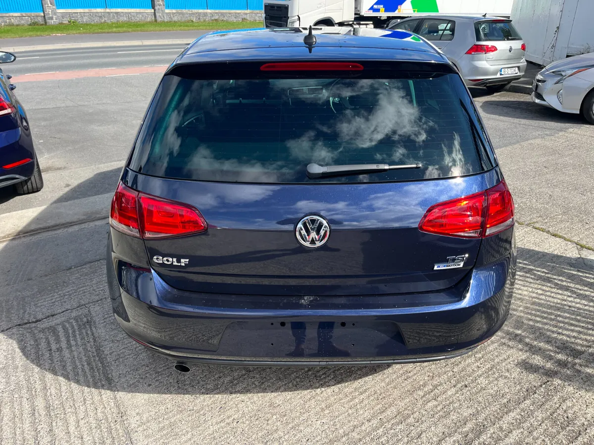 VOLKSWAGEN GOLF 2016, 1.2 TSI 5DR AUTO VERY LOW KM - Image 4