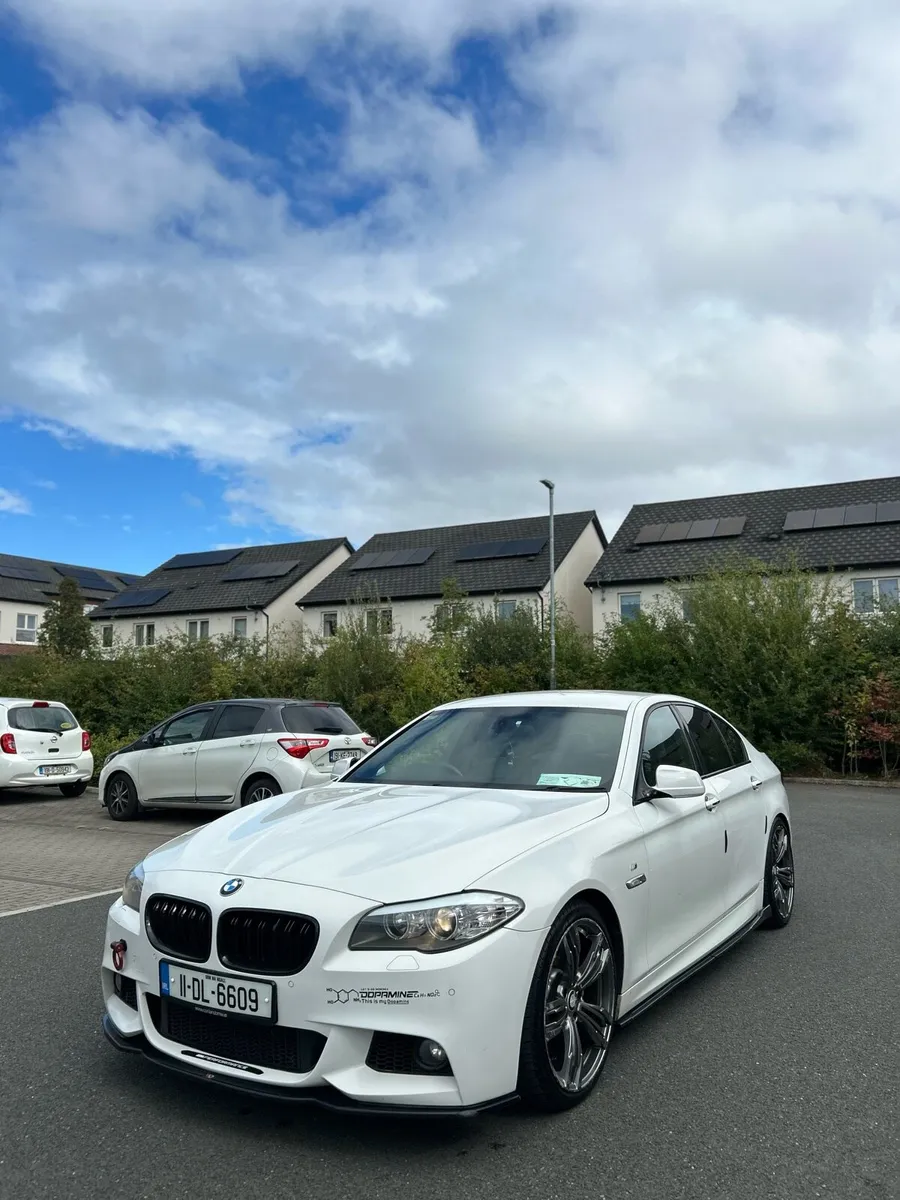 BMW F10 M sport - Image 2