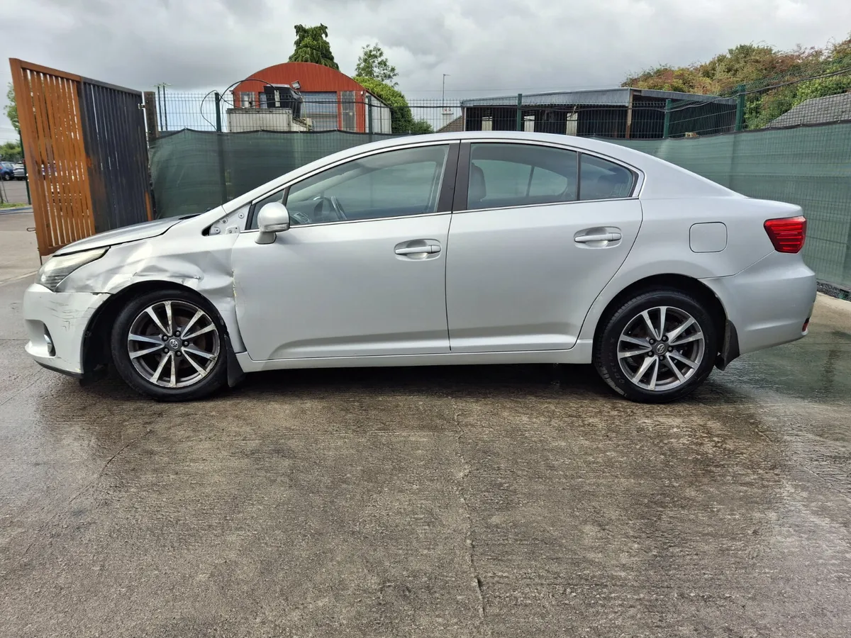 2012 Toyota Avensis 2.0 D4d - Image 3