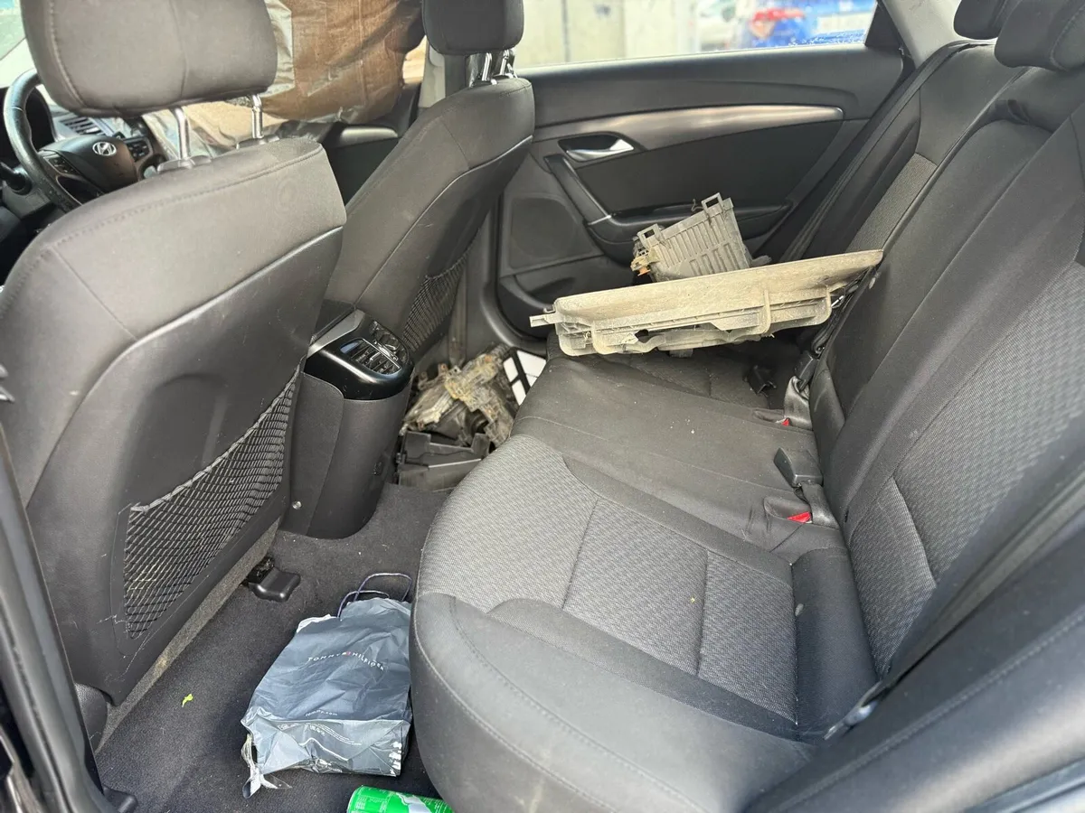 Hyundai i40 2012 1.7d - Image 4