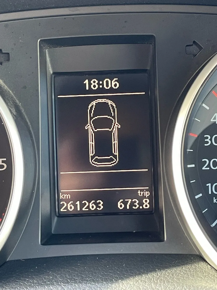 2012 R-line vw golf - Image 3