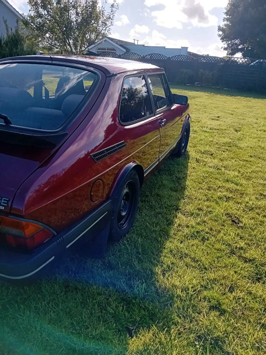 Saab 900 SE. - Image 2