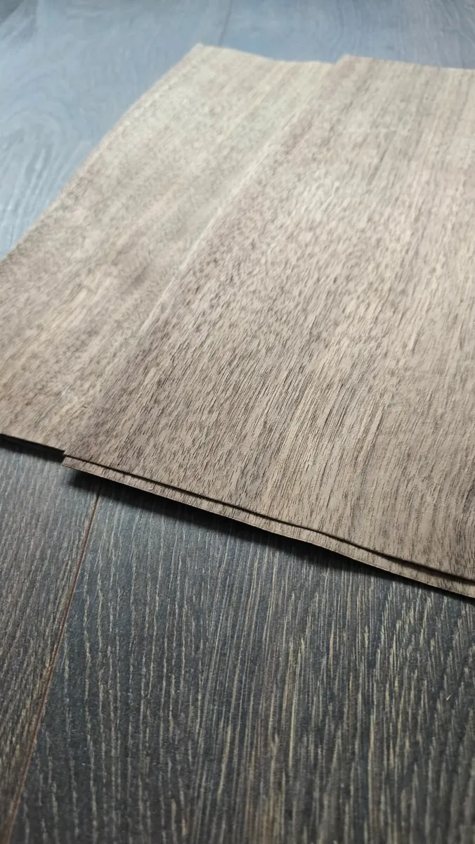 Walnut veneer sheets - Image 1