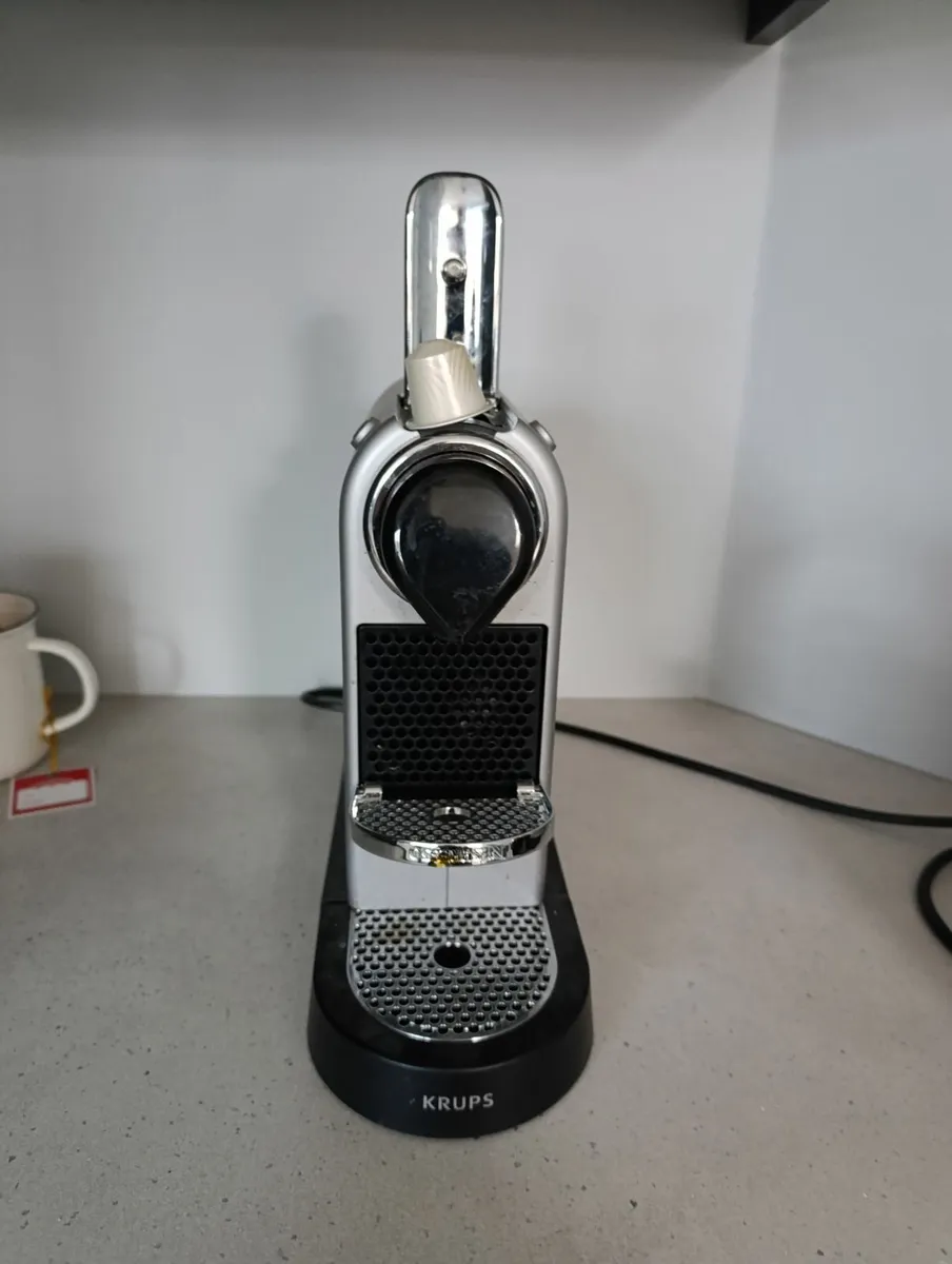 Nespresso coffee machine - Image 2