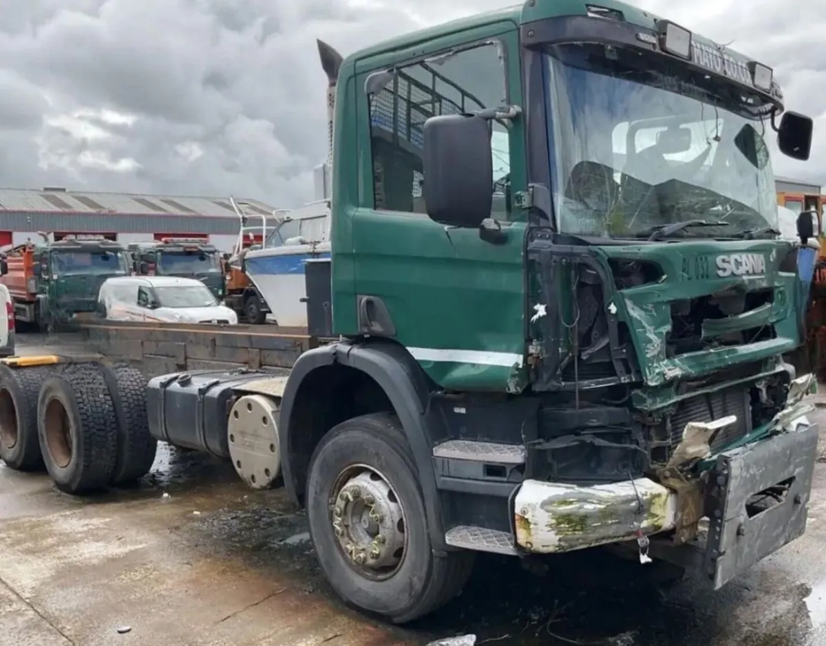 Scania P270 6X4  2008 - Image 1