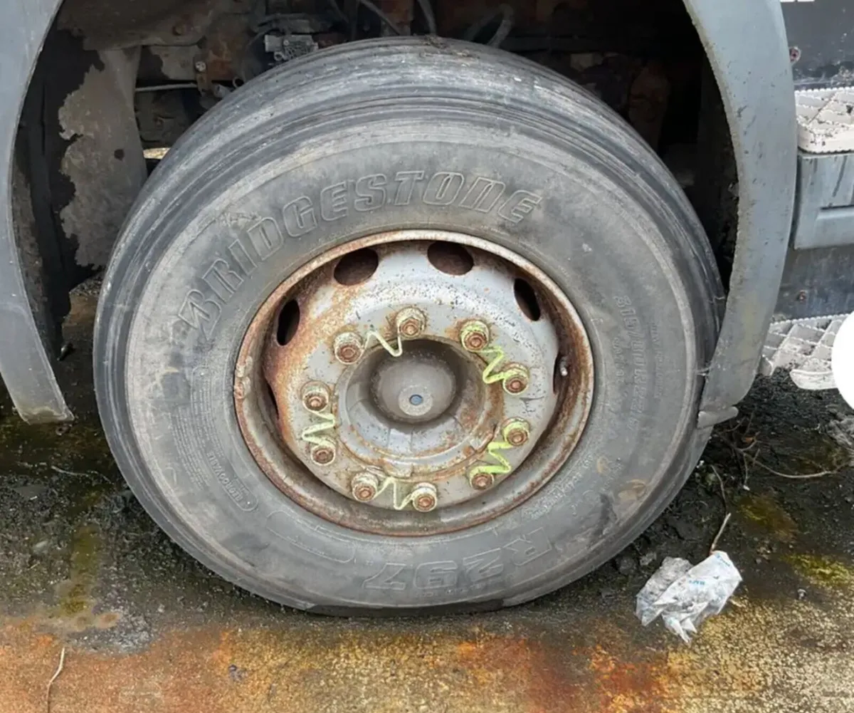 Scania P270 6X4  2008 - Image 3