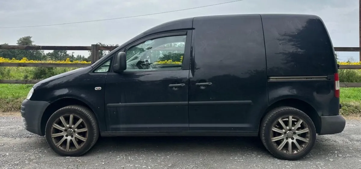 Volkswagen Caddy 2008 Tax3/26 - Image 3