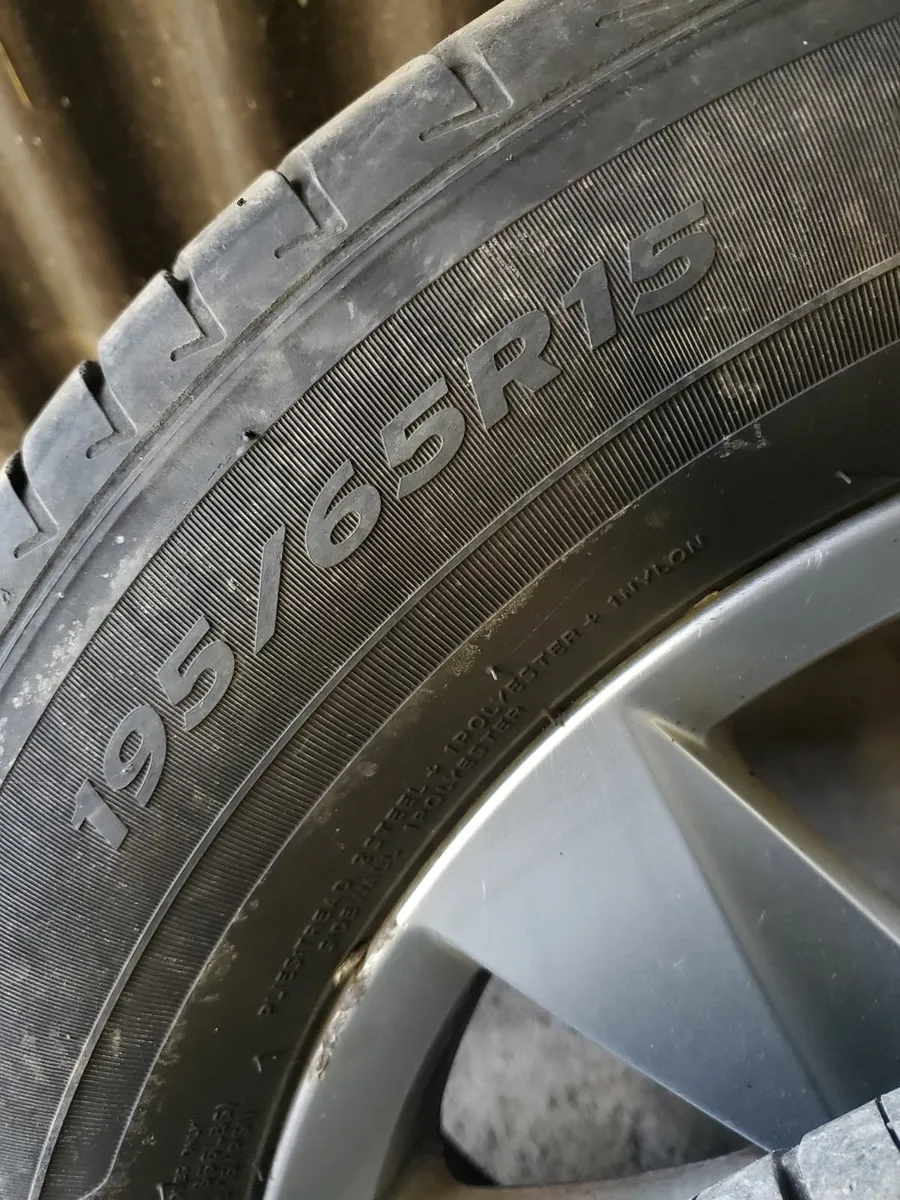VW 15" Wheels - Image 3