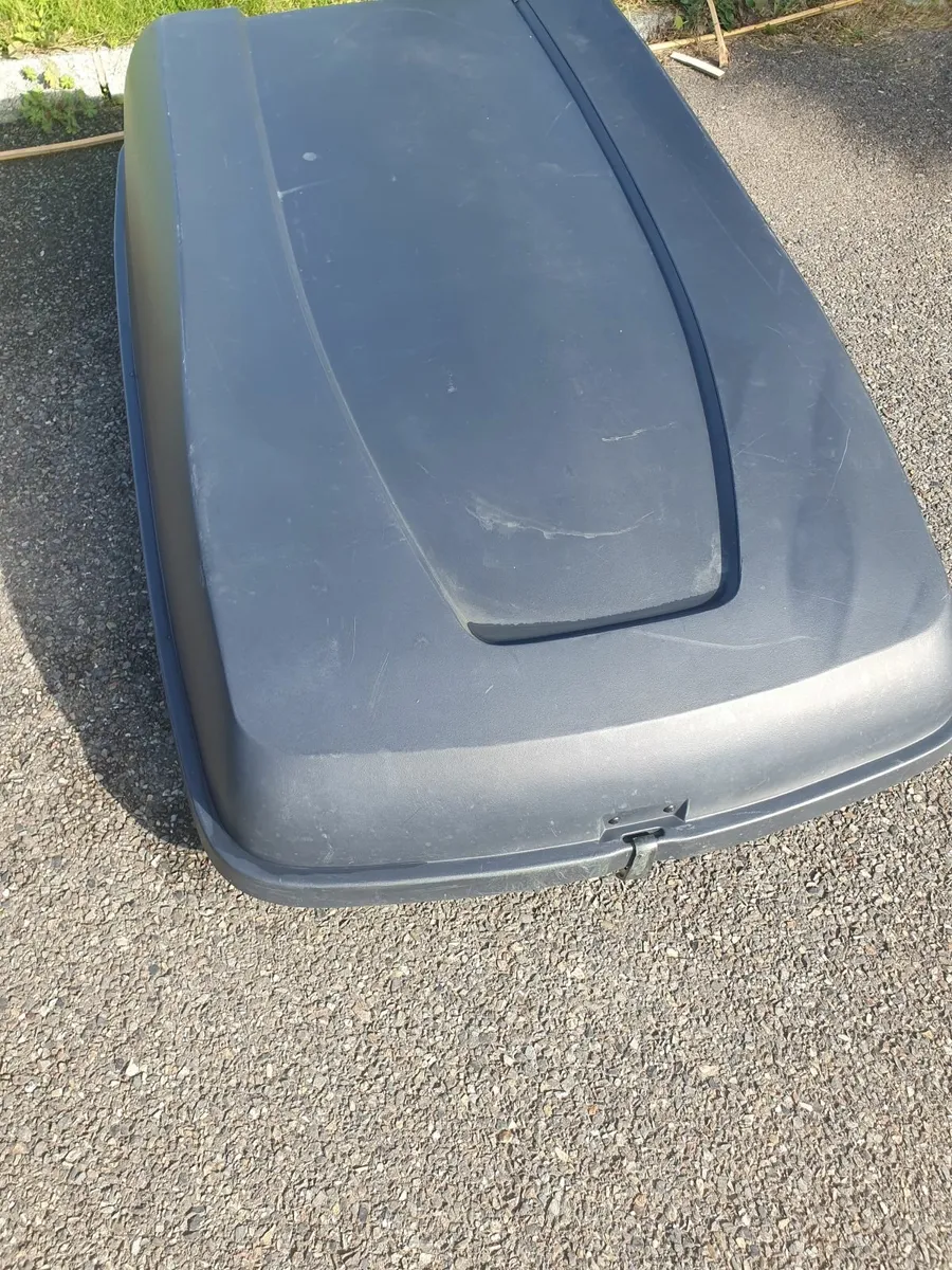 Car Roof Box - Image 1