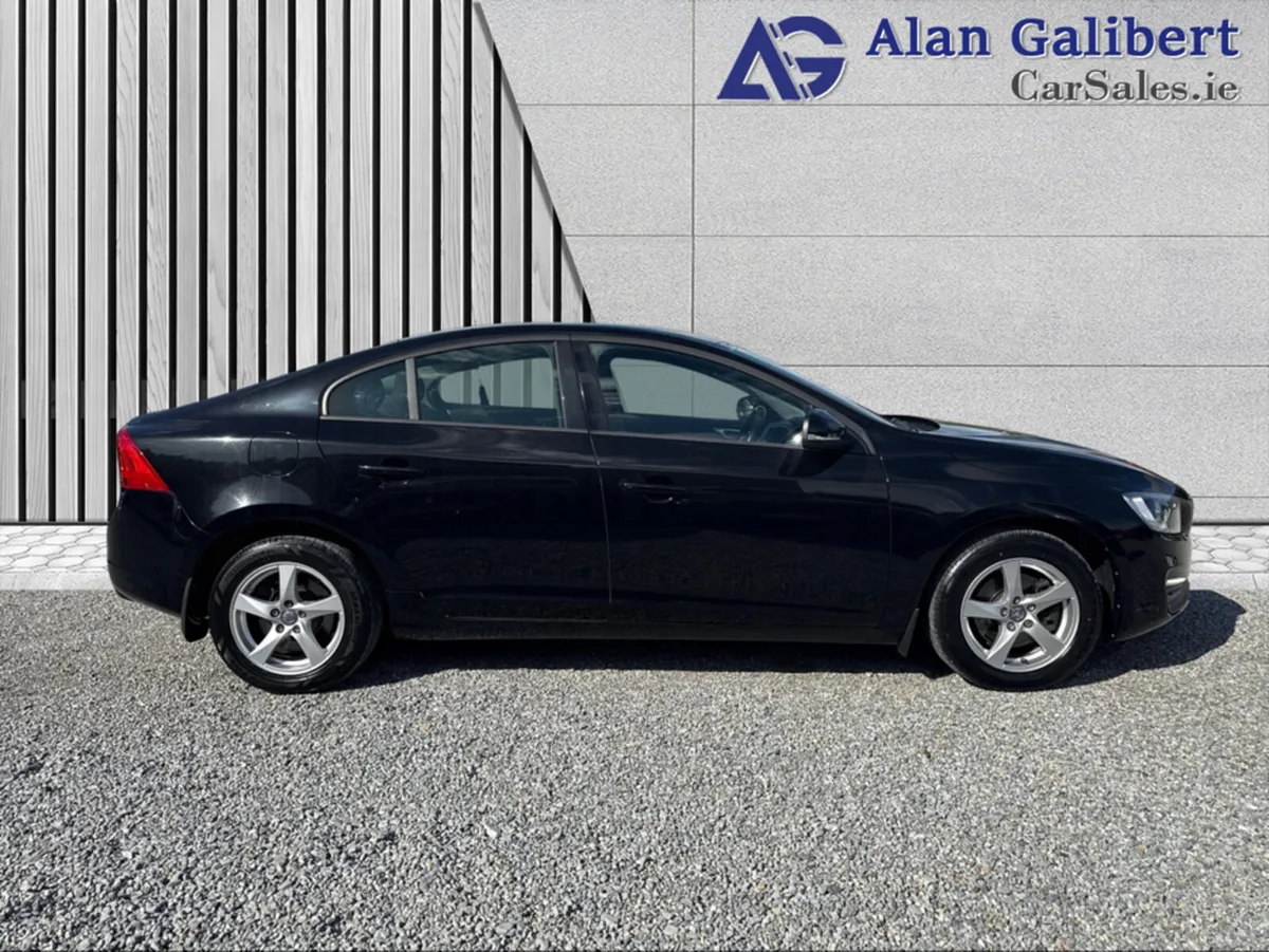 Volvo S60 2.0 DIESEL D3 LUXURY BUSINESS EDITION €8 - Image 3