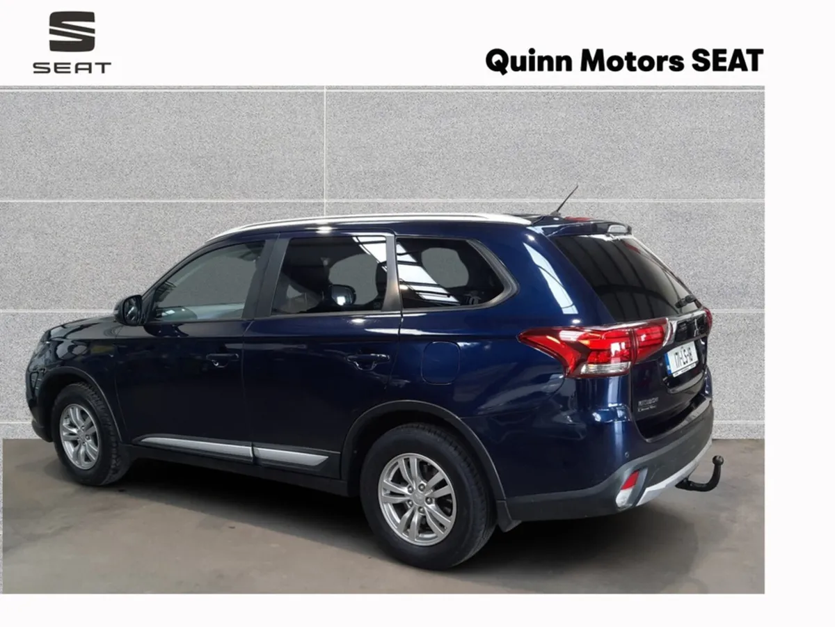 Mitsubishi Outlander OUTL 16MY 2WD 6 6MT 5SPEED 4D - Image 4