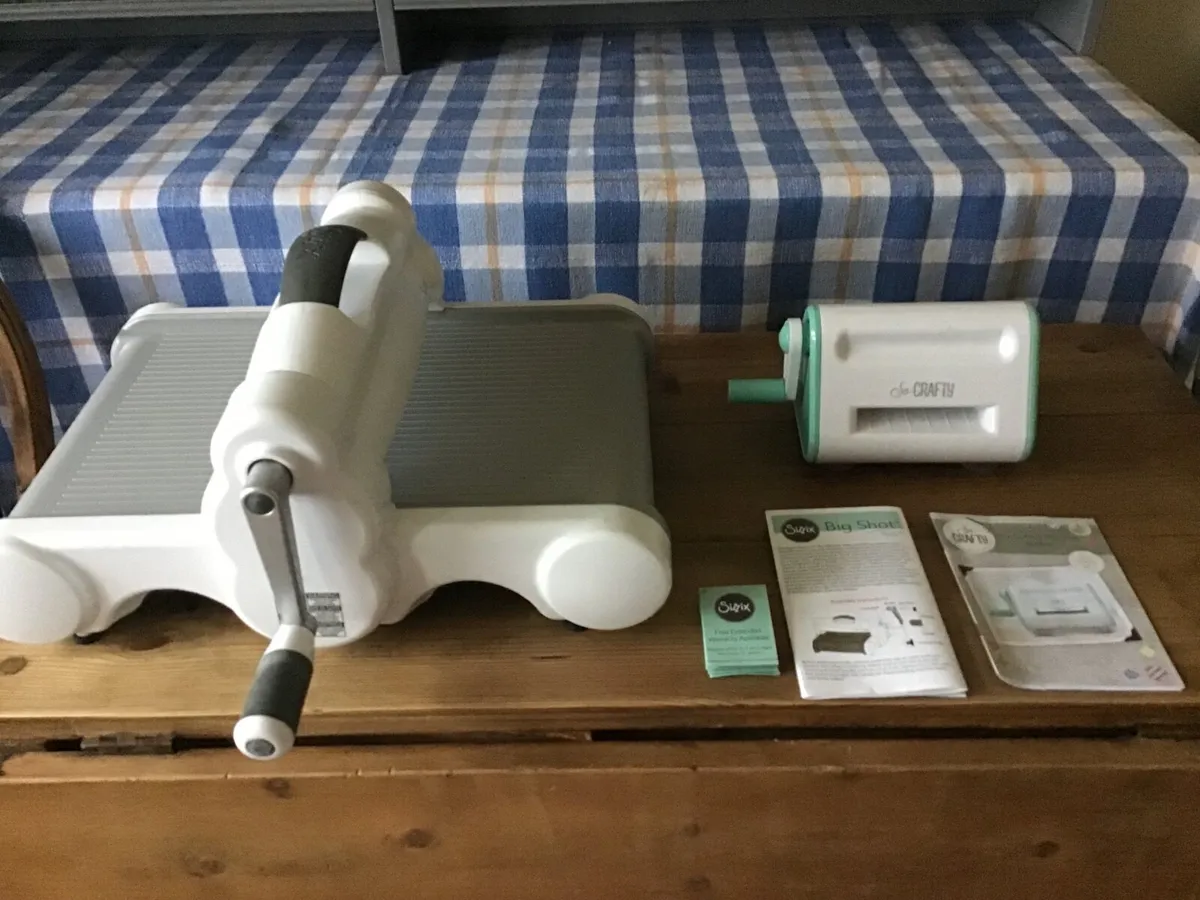 Sizzix Big Shot Plus and Various Other Craft Items - Image 2