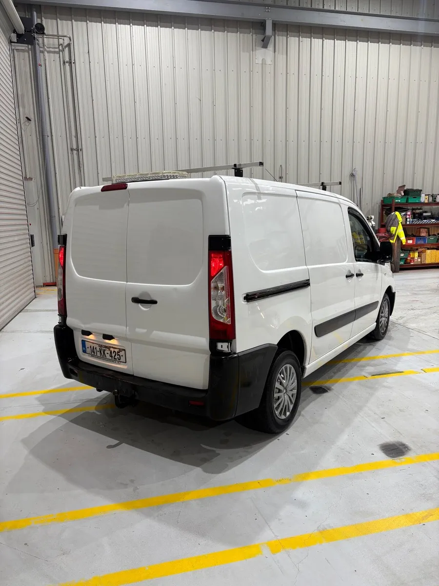 2014 Citroen Dispatch •NEW CVRT• - Image 4