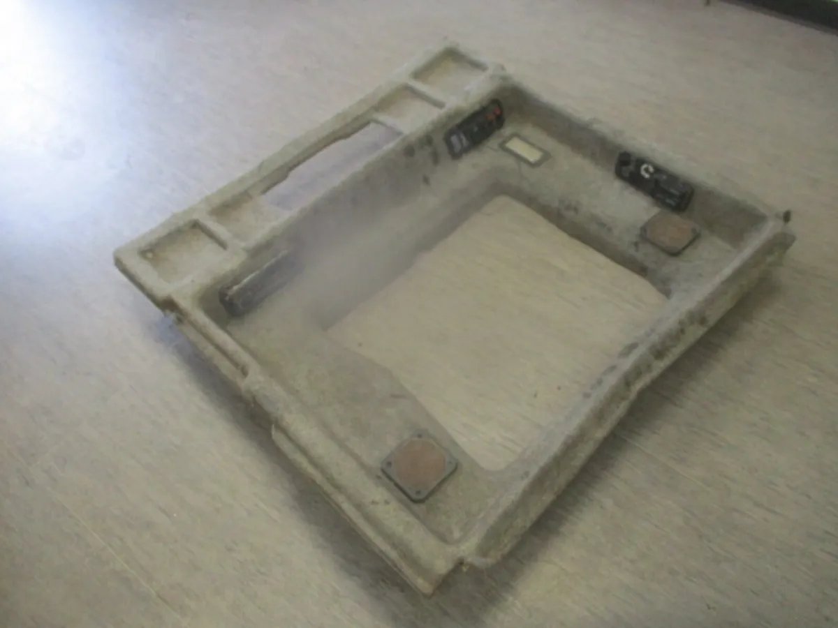 Original MF Hi Line Roof Cloth - Image 4