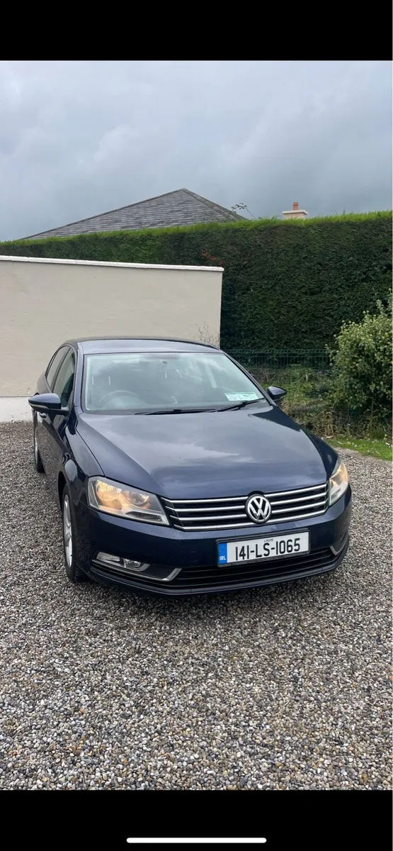Car - Image 2