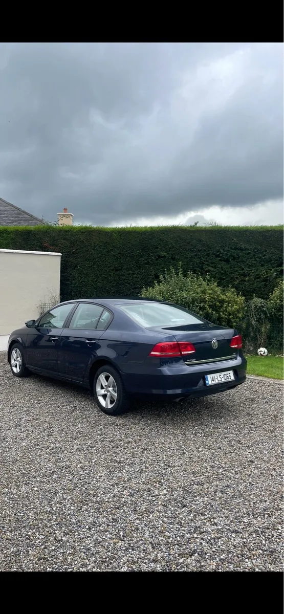 Car - Image 4