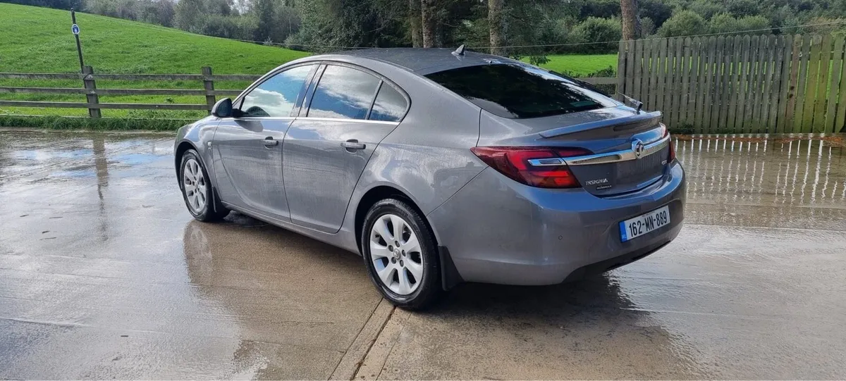 162 Vauxhall Insignia 1.6CDti SRi - Image 3