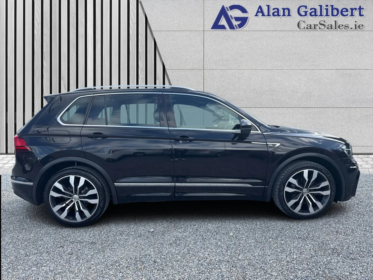Volkswagen Tiguan 2.0 TDI R LINE SUNROOF & VIRTUAL - Image 3