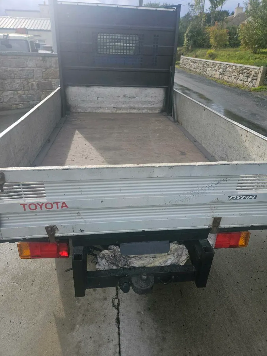 Toyota dyna - Image 3
