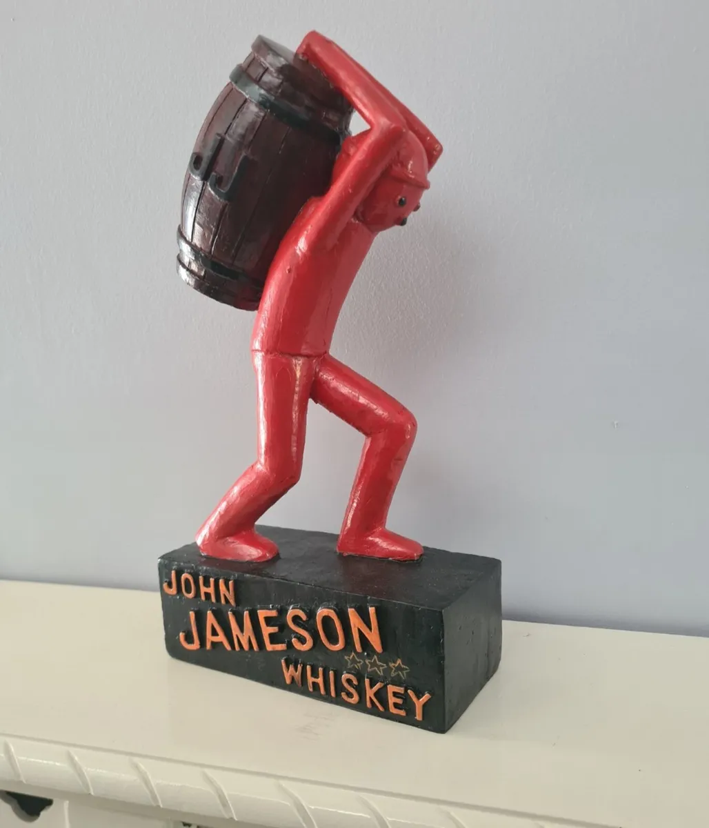 John Jamison whiskey statue - Image 2