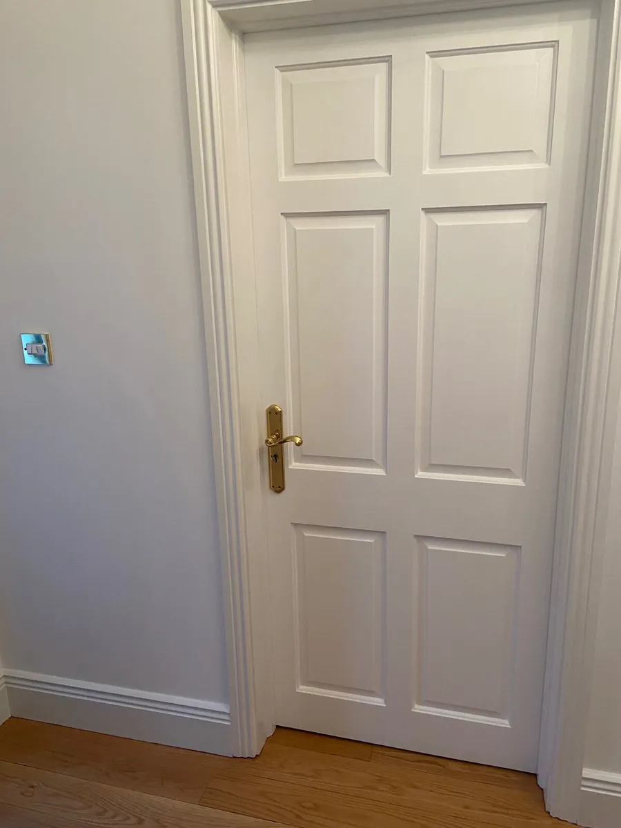 Internal white doors - Image 1