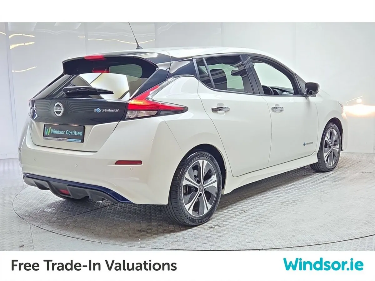 Nissan Leaf SV Premium 40 kWh - Image 3