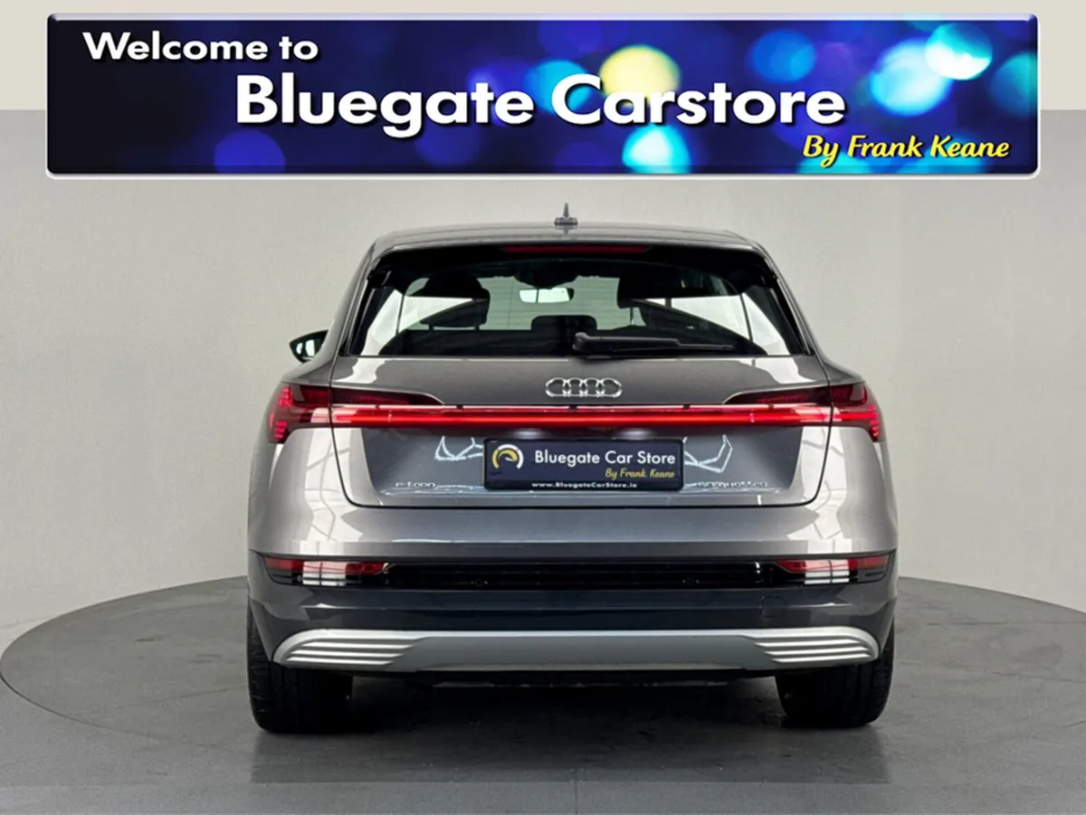 Audi e-tron TECHNIK 50 QUATTRO****NEW 22" ALLOYS** - Image 4