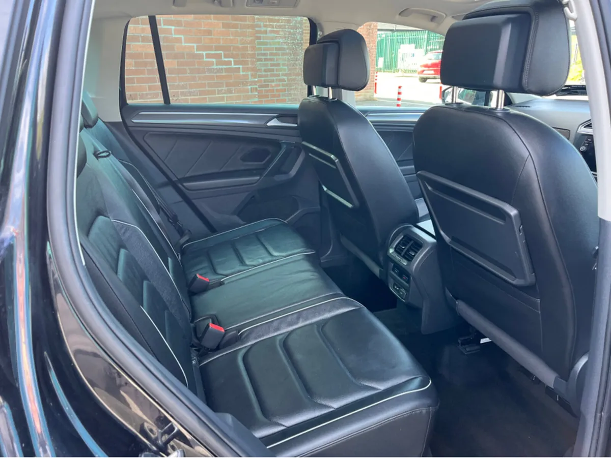 Volkswagen Tiguan HIGHLINE 2.0 TDI MANUAL 6SPEED F - Image 3