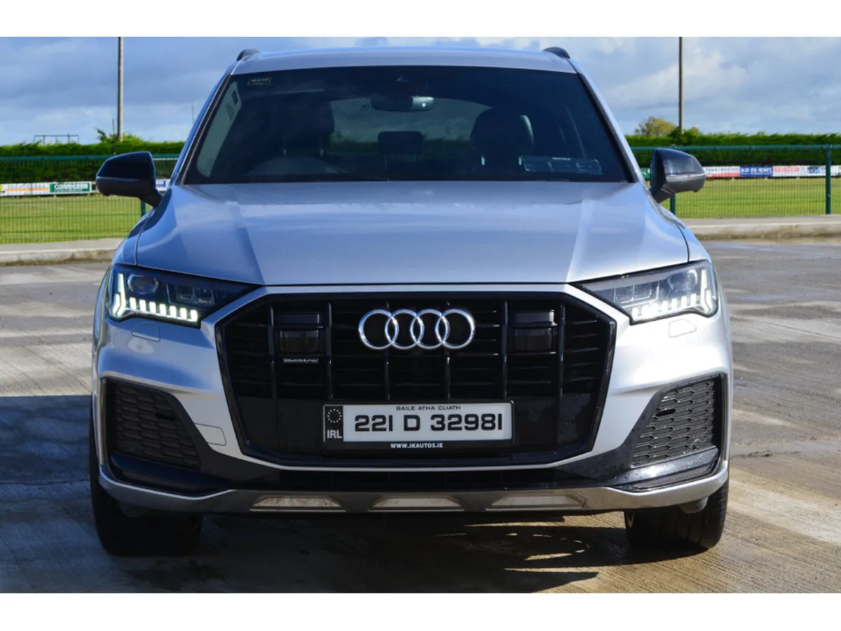 Audi Q7 3.0 TDI BLK ED 50Q MHEV 7S 5 5DR A 50 3.0B - Image 4