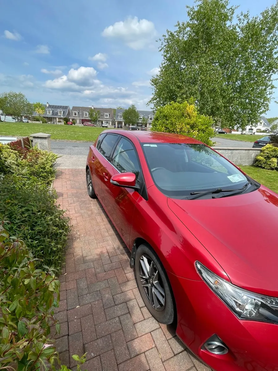 Toyota Auris 2015 - Image 3