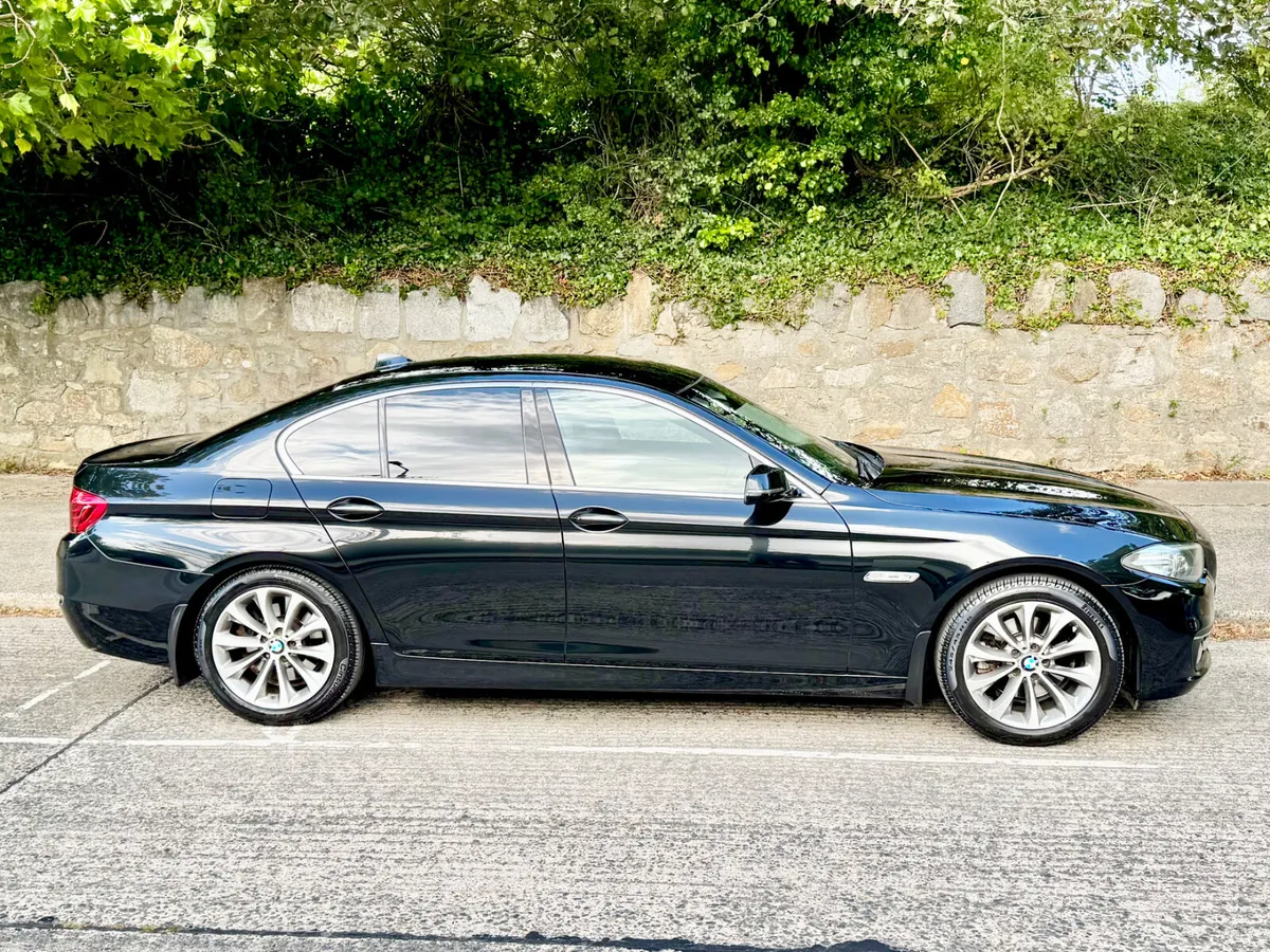 BMW 5-Series 2016!! LUXURY!! AUTO !! LEATHER - Image 3