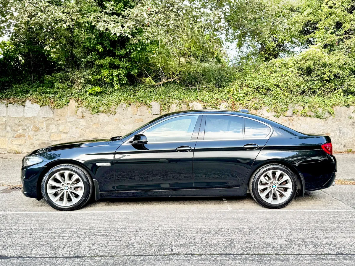 BMW 5-Series 2016!! LUXURY!! AUTO !! LEATHER - Image 4