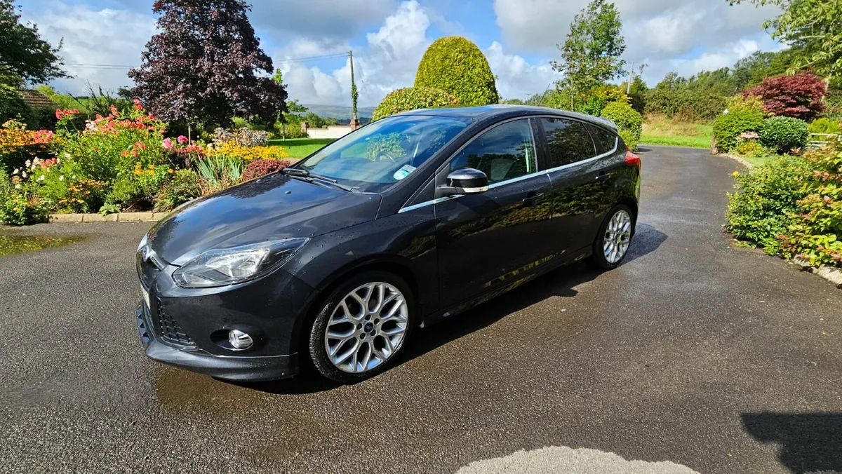 Ford Focus 2013 Black Zetec S - Image 1