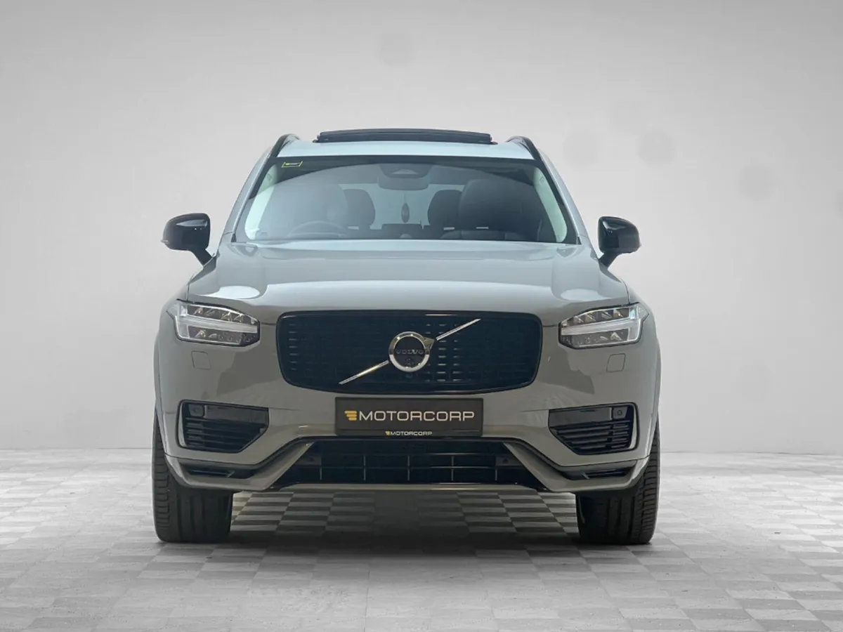 Volvo XC90 ULTRA DARK T8 RECHARGE 2.0 455HP PHEV - Image 2