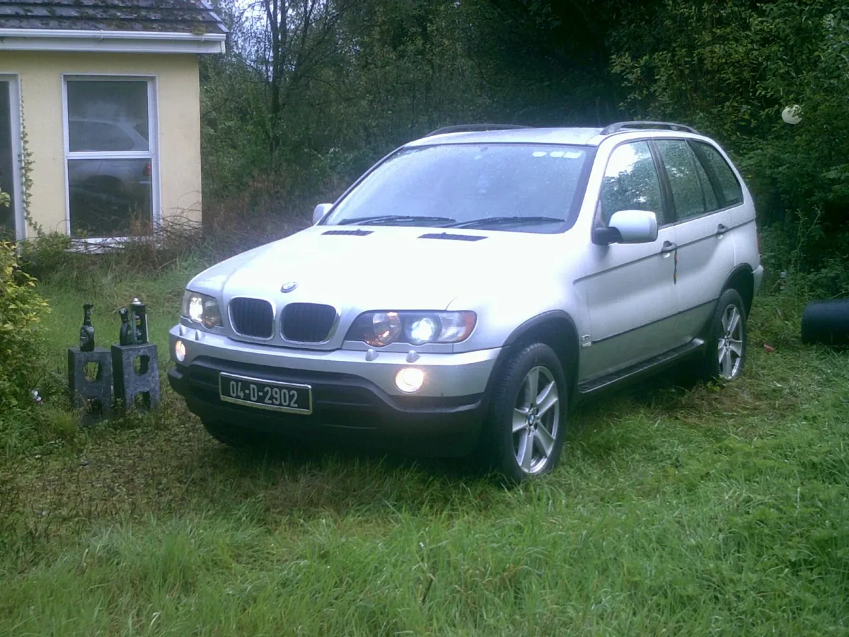 BMW X5 2004     5  SEATER  CREWCAB        tax €333 - Image 1
