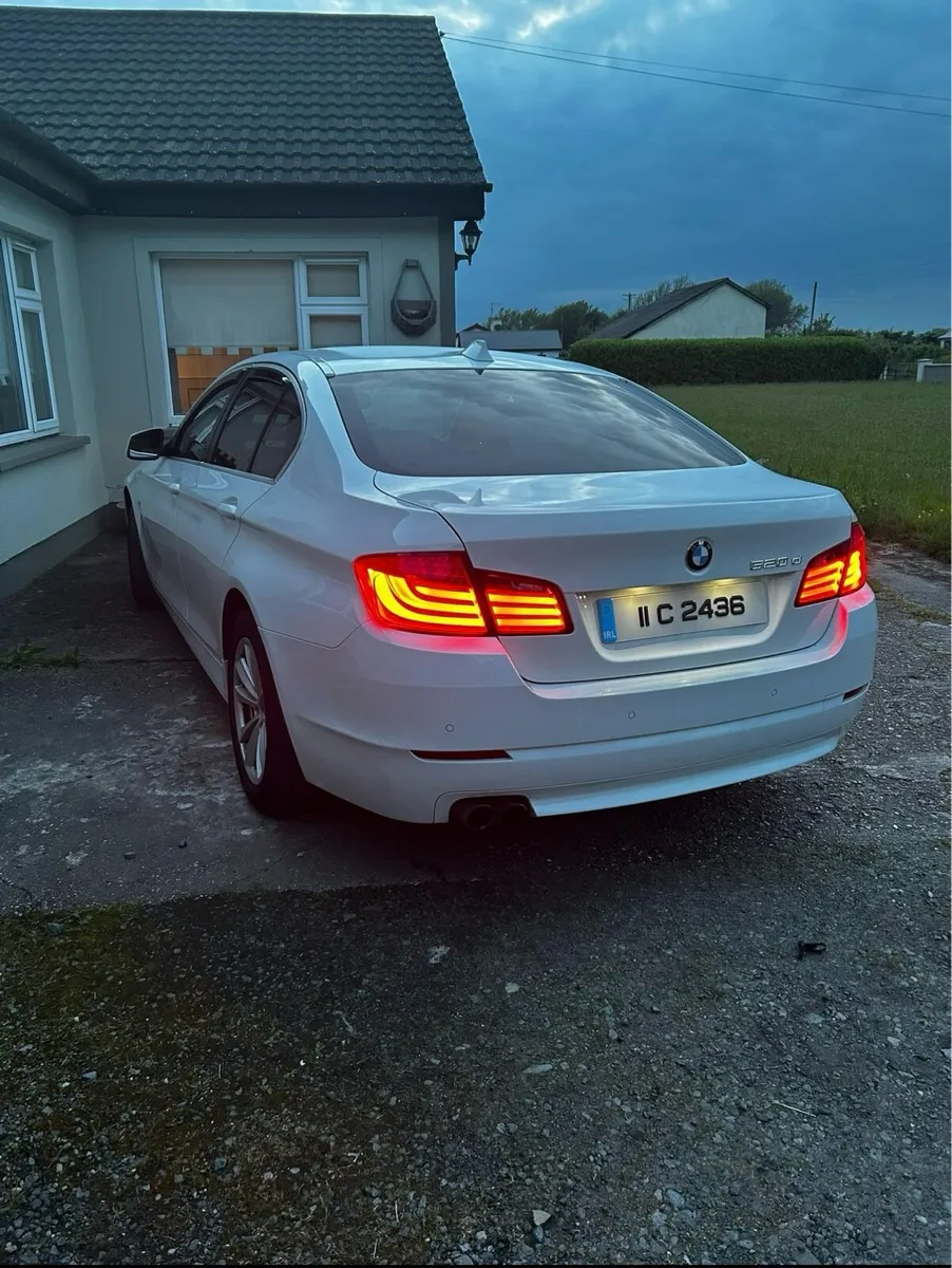 BMW F10 520d - Image 2