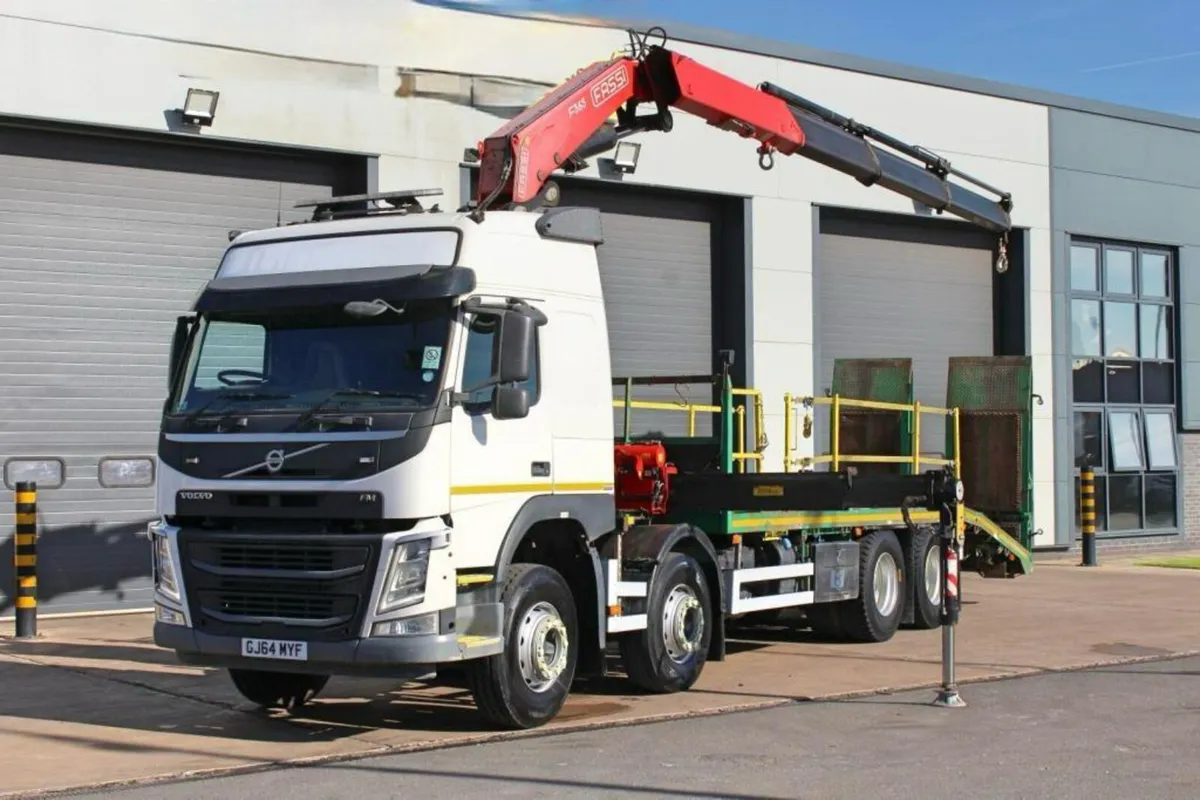 2014 VOLVO FM-420 8X4 CHEESE-WEDGE DBEAVER-TAIL - Image 3