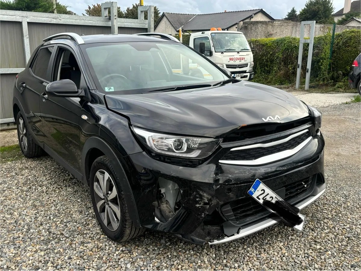 2024 Kia Stonic Light Damage - Image 1