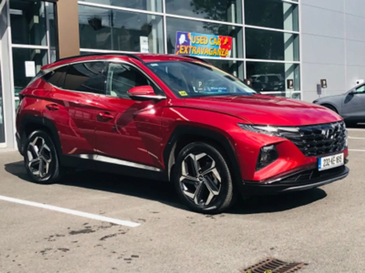 Hyundai Tucson Executive Plus 1.6 Hybrid Automatic - Image 3