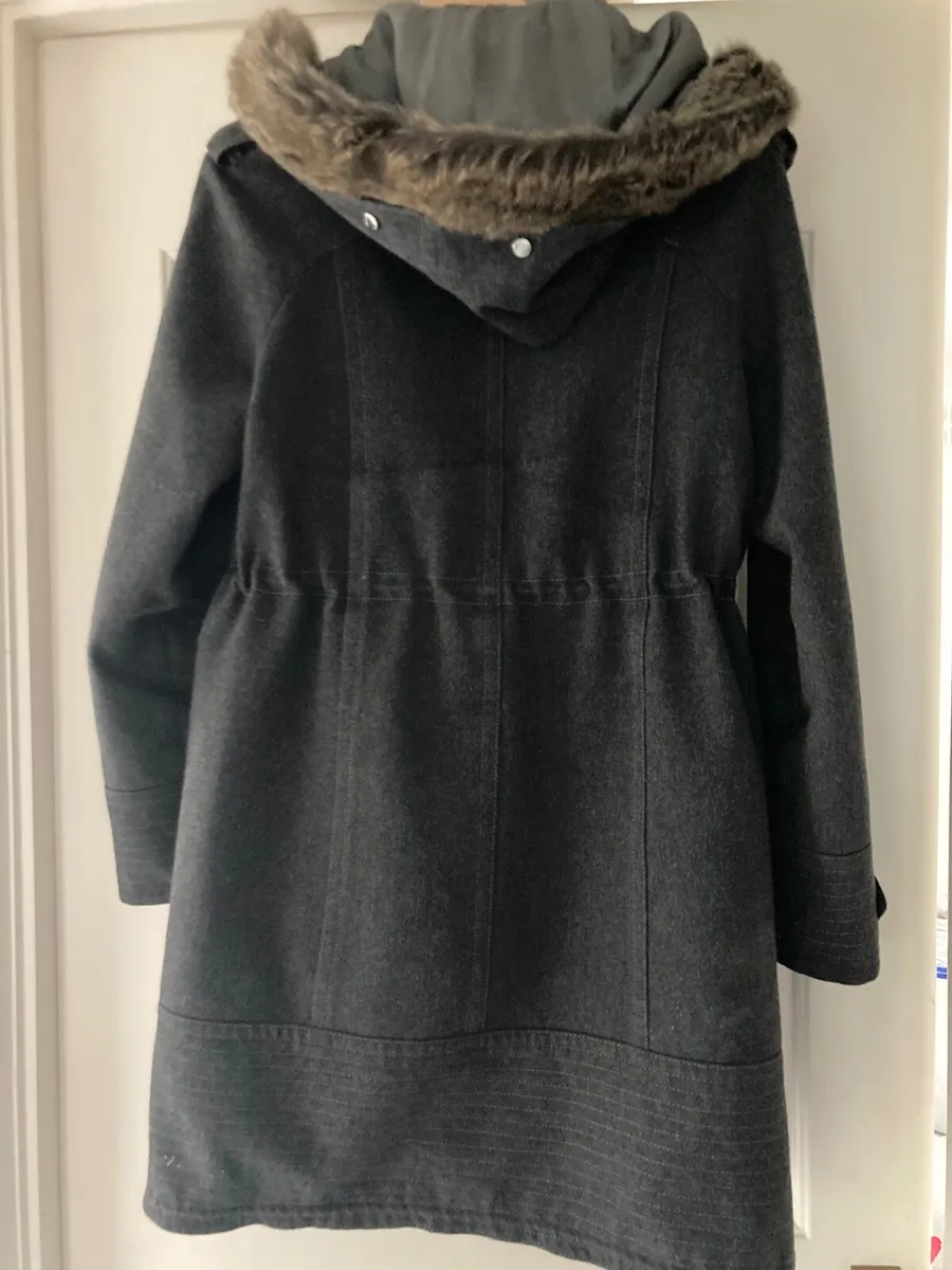 Woman's Coat. KAREN MILLAN - Image 2