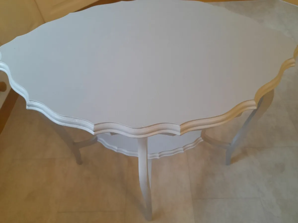 Occaisional table - Image 2