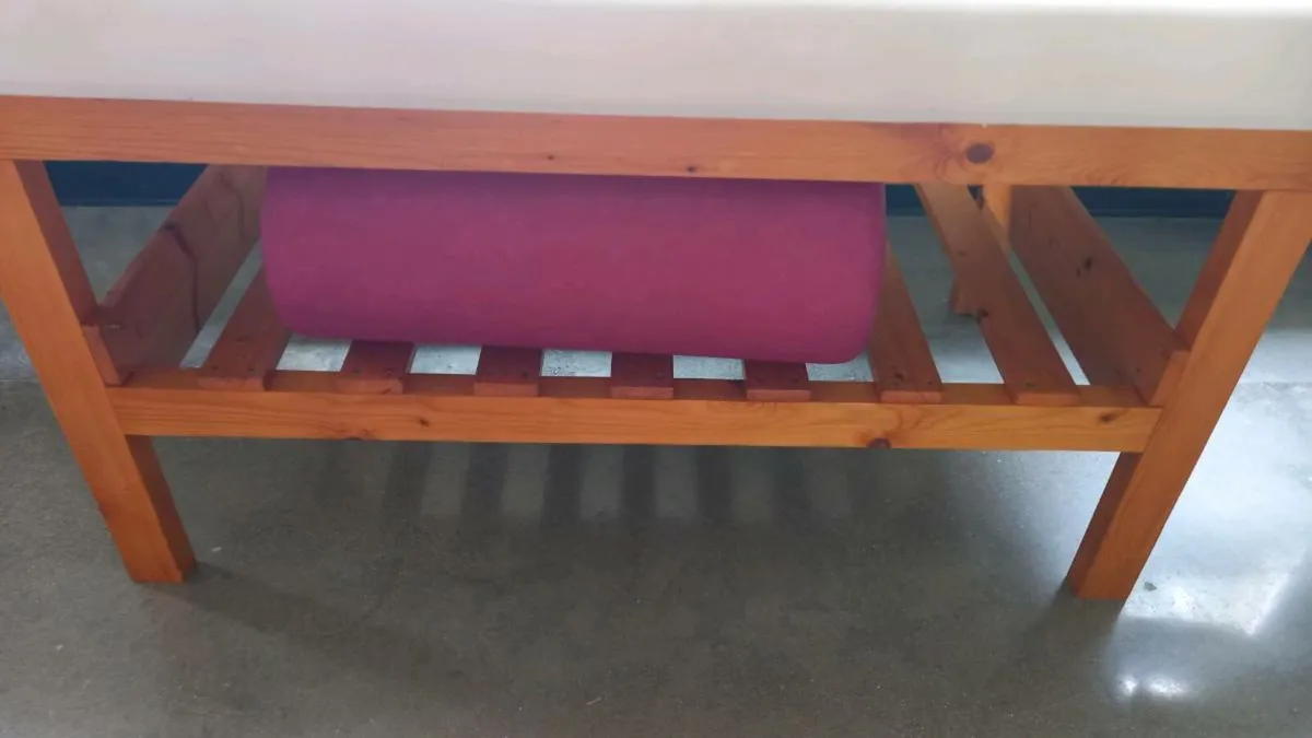 Massage Table Treatment Table - Image 3