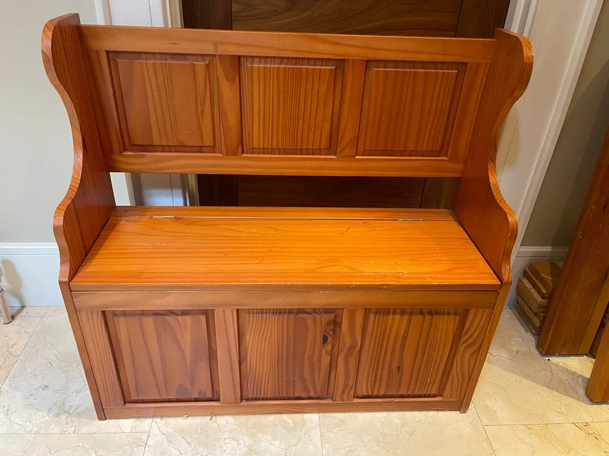 Beautiful Monks Bench - Seat With Great Storage - Image 1