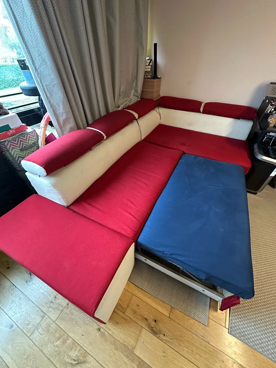 Corner sofa - Image 1