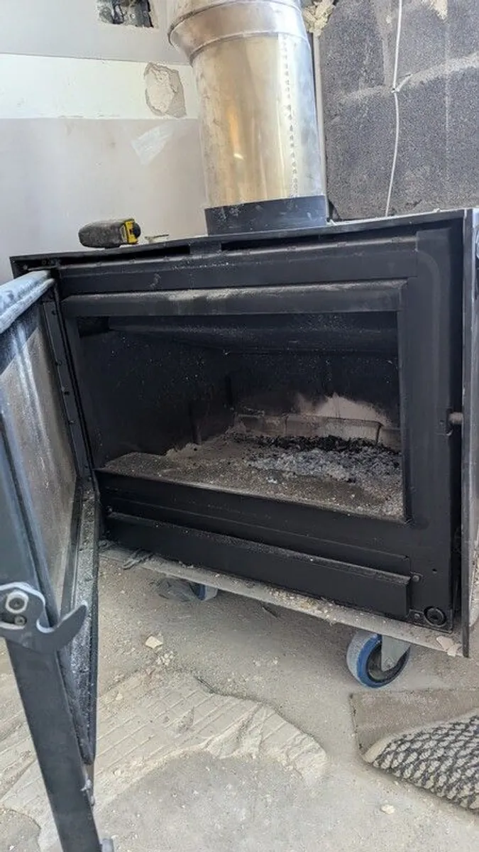 Dimplex Wood Burning Cassette (DC700) - Image 4