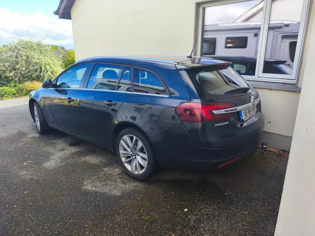 Vauxhall Insignia Estate 2014 /Damaged Clutch/ - Image 2