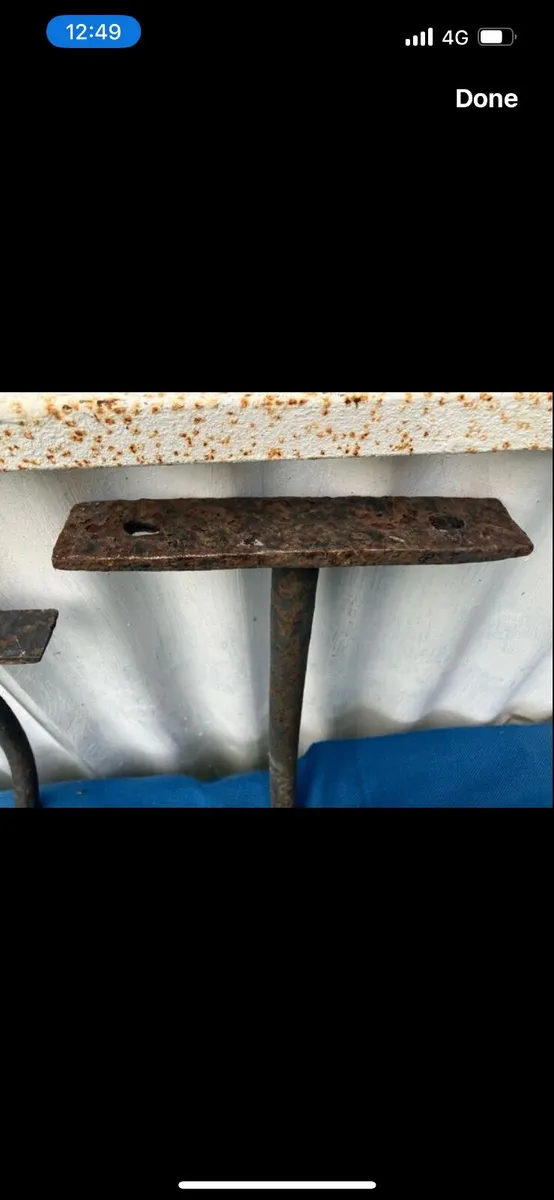 Pair of trap steps - Image 2