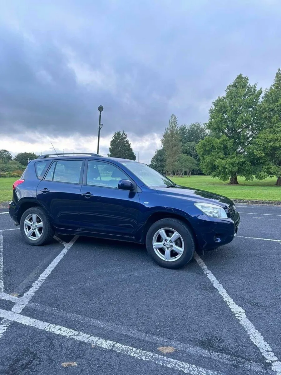 Toyota RAV4 2008 - Image 1
